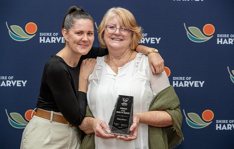 Freeman of the Shire recipient Tania Jackson with daughter Steph