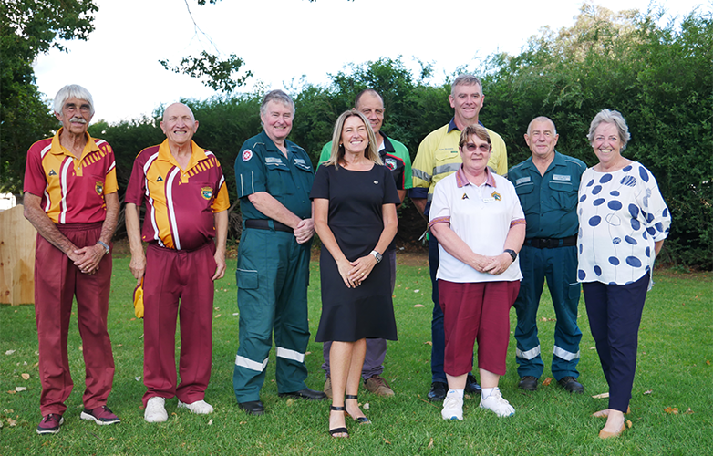 Recipients of the 2023 Alcoa Harvey Sustainability Fund with Shire CEO Annie Riordan, Shire Deputy President Cr Michelle Campbell (pictured middle) and Alcoa representative Tom Busher (pictured third from left)