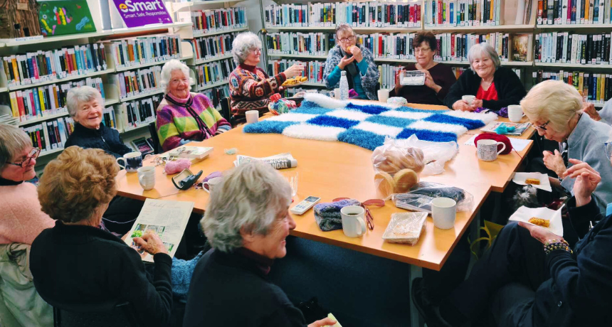 Knit and Natter