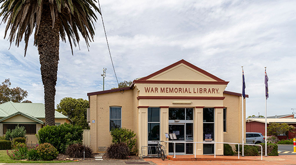 Changes to Libraries' Opening Hours