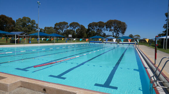 School Swimming Carnivals at Dr Peter Topham Memorial Swimming Pool